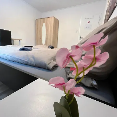 Homestay Schoenes Einfaches Zimmer In 109 *